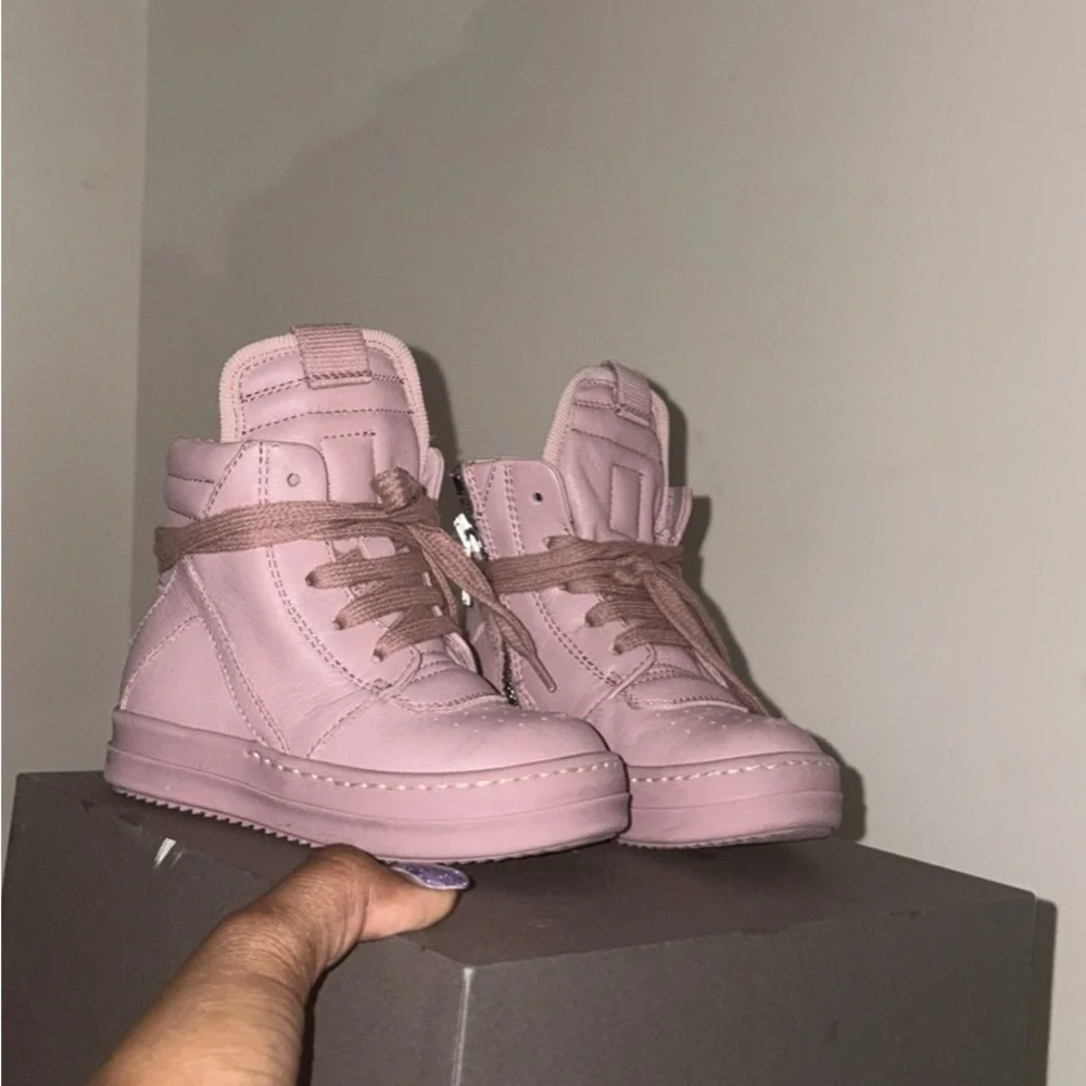 Pink High-Top Rick’s - Picture 4 of 4